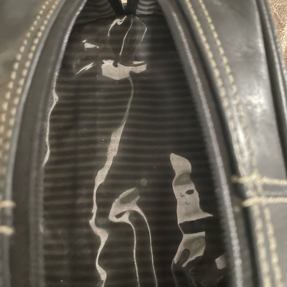 Fossil Black Genuine Leather Toiletry Bag(Men’s) - Picture 5 of 9